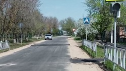 Участок центральной улицы отремонтировали в селе Советского округа