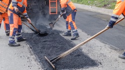 Ямочный ремонт дорог завершили наполовину в Советском округе