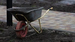 Благоустройство пешеходной улицы завершают в Зеленокумске