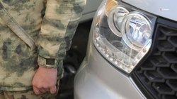 Восемь автомобилей передали бойцам спецоперации из Советского округа