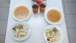 Более 130 тысяч ставропольских школьников обеспечили бесплатным горячим питанием