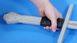 Пьяные разбойники вооружились бутафорским мечом и ограбили минераловодчанина