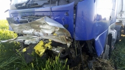Два человека погибли в аварии с грузовиком на Ставрополье